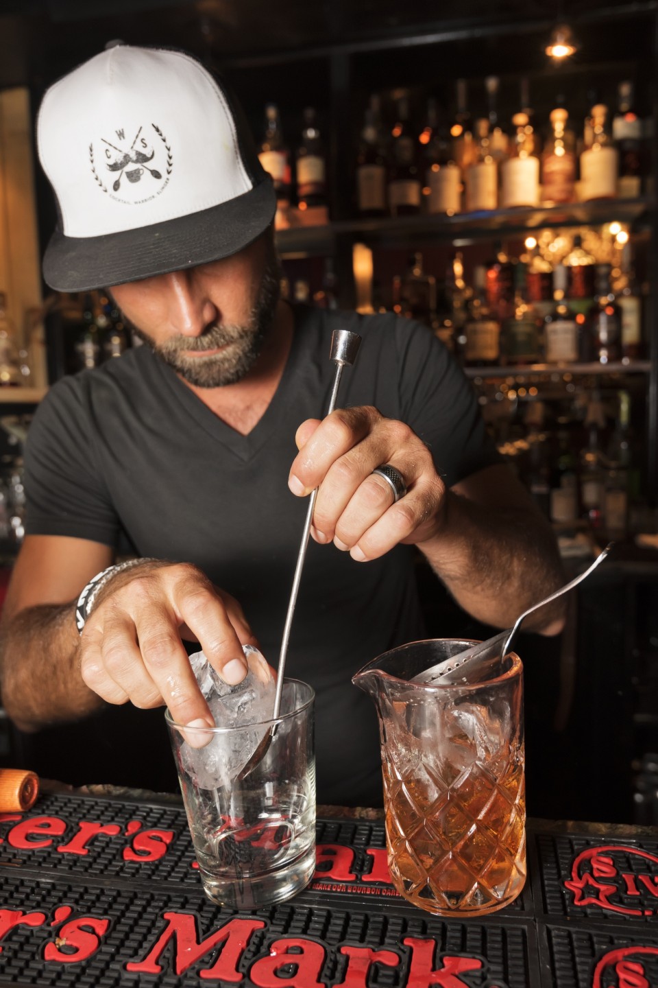 Crushed Ice Vs. Cracked Ice: What's the Difference? • A Bar Above